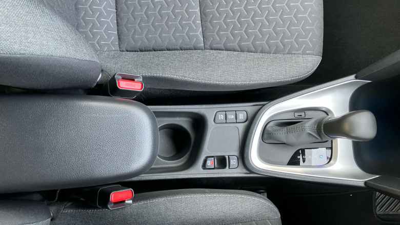 Toyota Yaris Cross 1.5 Hybrid Design 5dr CVT Hybrid Estate